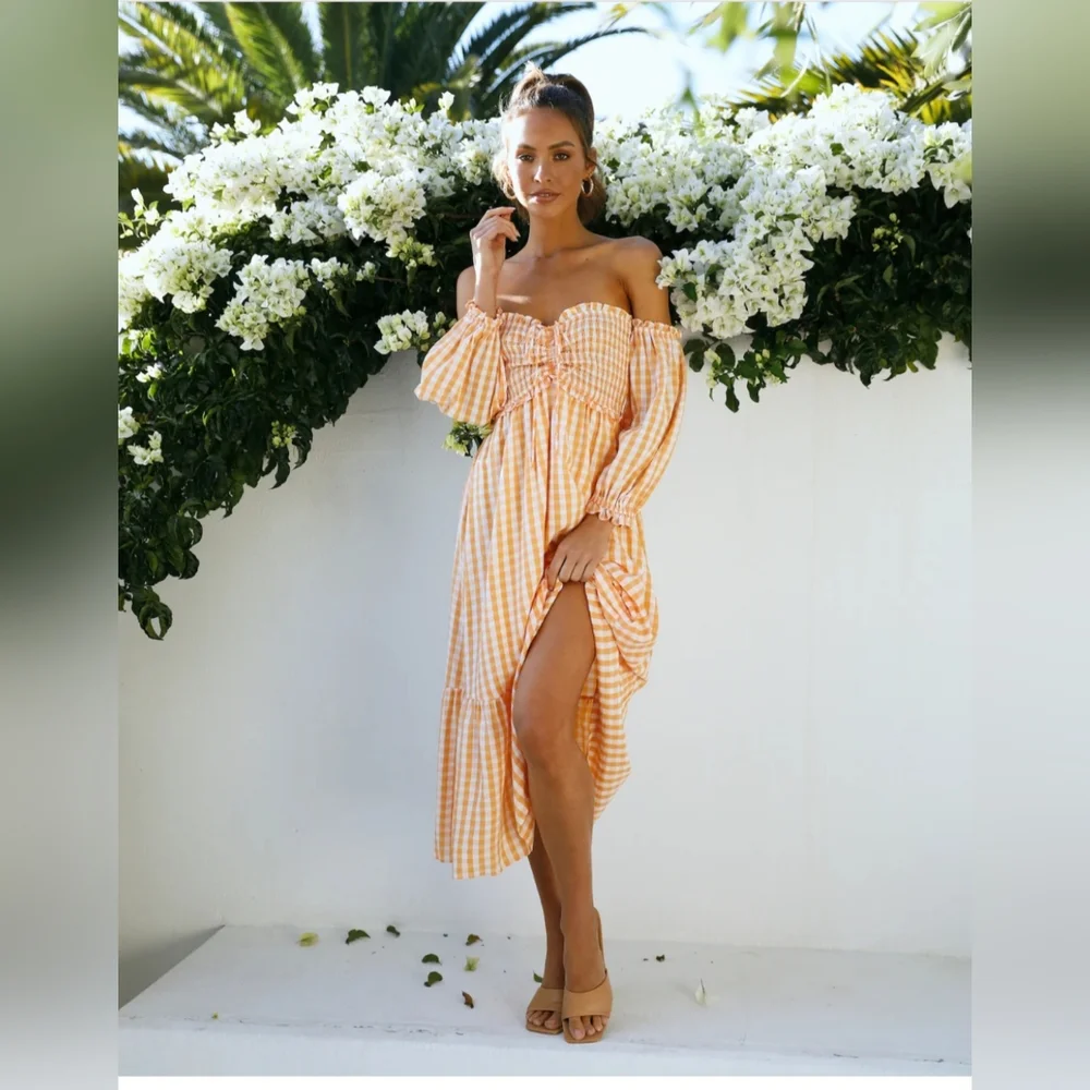 STUNNING MIDI DRESS - Picture 16 of 16
